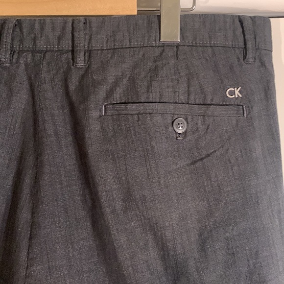 Calvin Klein (38”x34”) - Picture 4 of 13